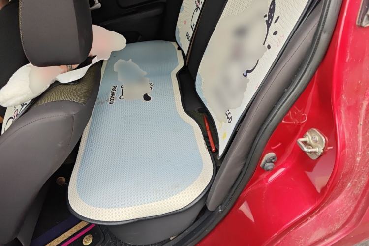 Used Venucia R50 2012 1.6L Automatic Comfort Edition Left Rear Seat