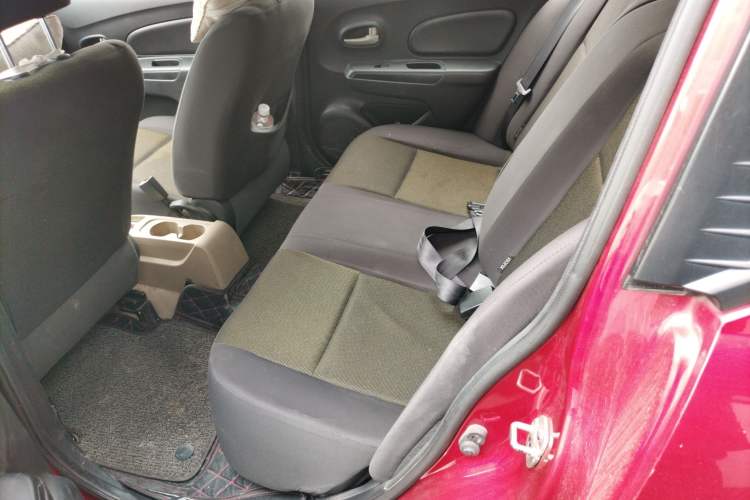 Used Venucia R50 2012 1.6L Automatic Comfort Edition Left Rear Seat