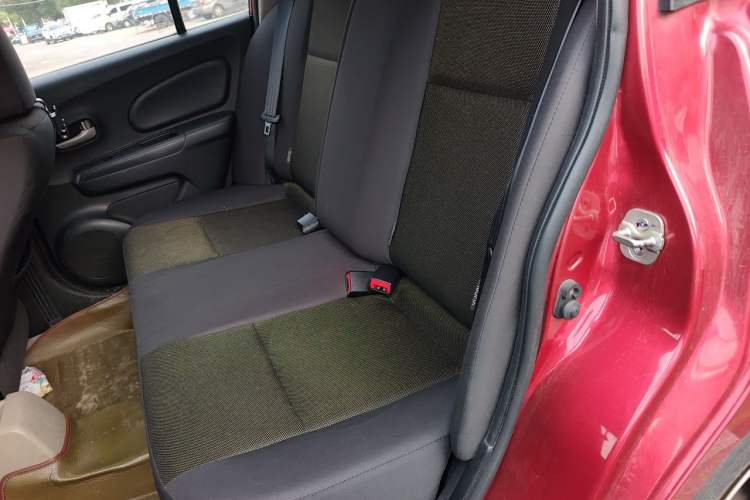 Used Venucia R50 2012 1.6L Manual Comfort Edition Left Rear Seat