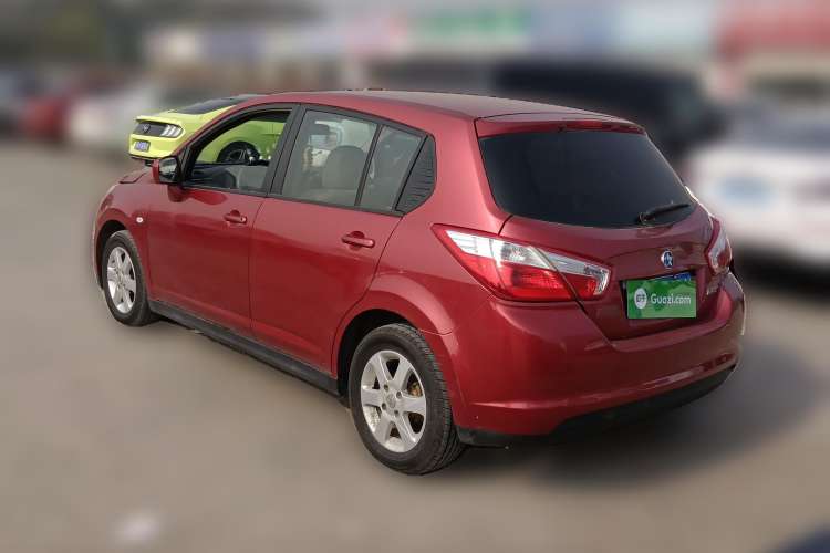 Used Venucia R50 2012 1.6L Manual Luxury Edition Rear Left 45 Deg