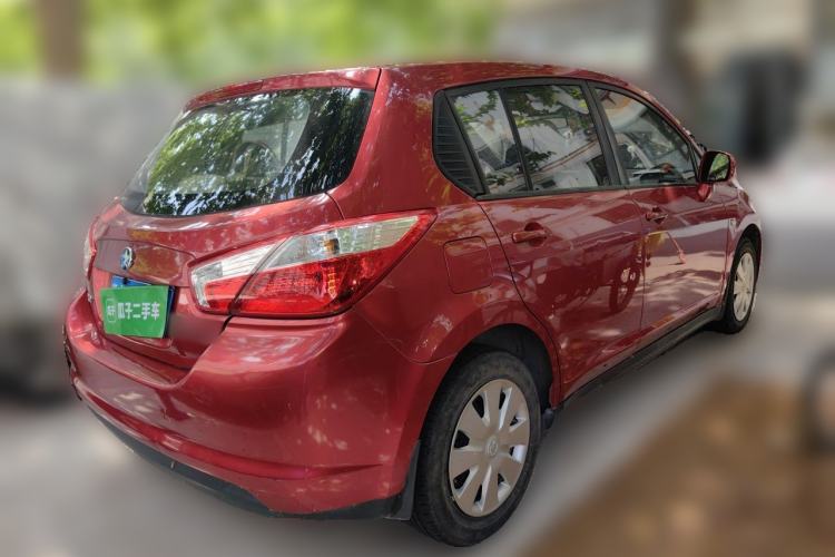 Used Venucia R50 2012 1.6L Automatic Comfort Edition Rear Right 45 Deg