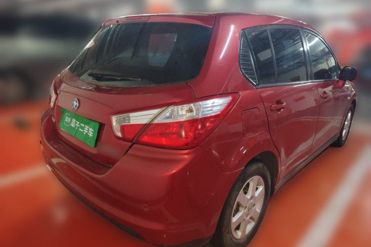 Used Venucia R50 2012 1.6L Automatic Prestige Edition Rear Right 45 Deg