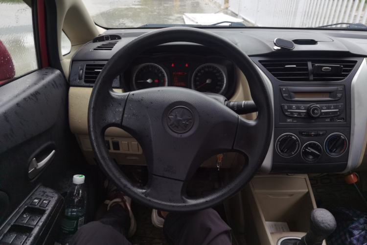 Used Venucia R50 2012 1.6L Manual Comfort Edition Steering Wheel