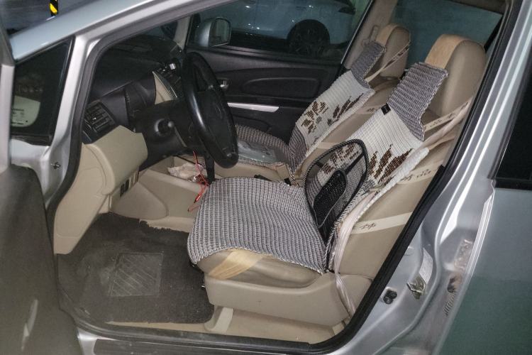 Used Venucia R50 2012 1.6L Automatic Prestige Edition Left Front Seat
