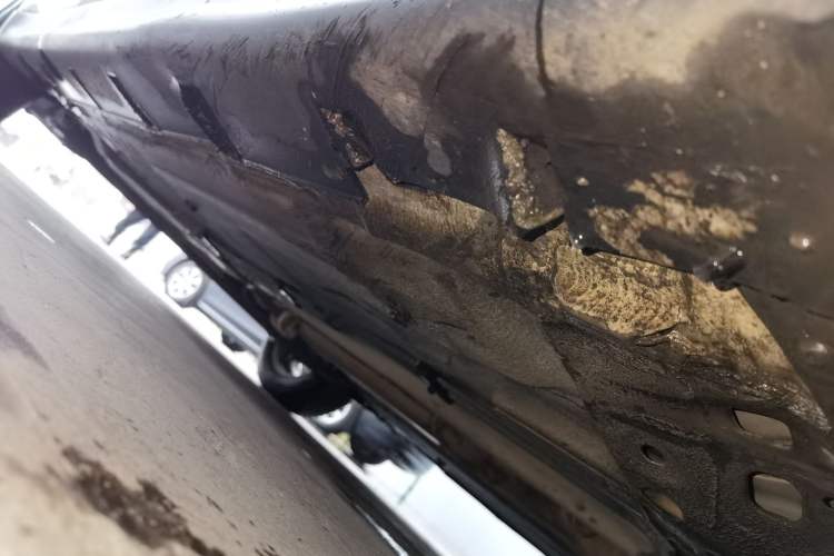 Used Venucia R50 2012 1.6L Automatic Prestige Edition Chassis Front Right