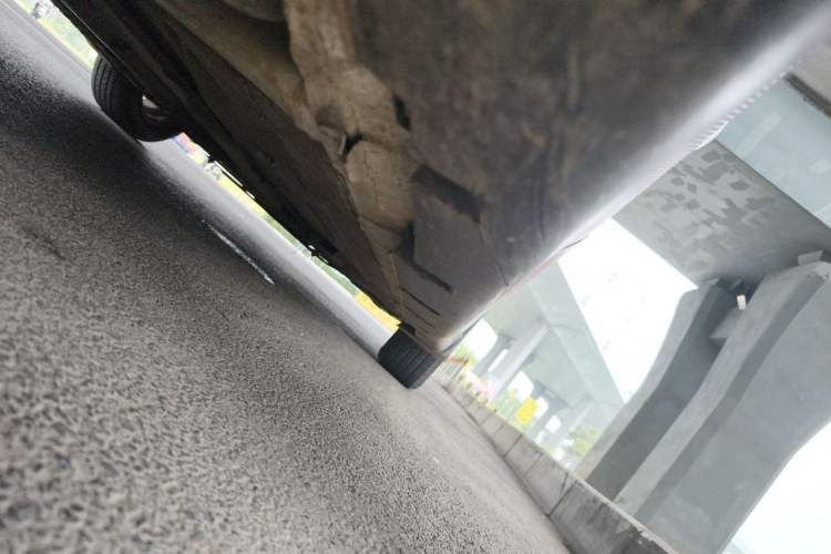 Used Venucia R50 2012 1.6L Manual Luxury Edition Chassis Rear Right