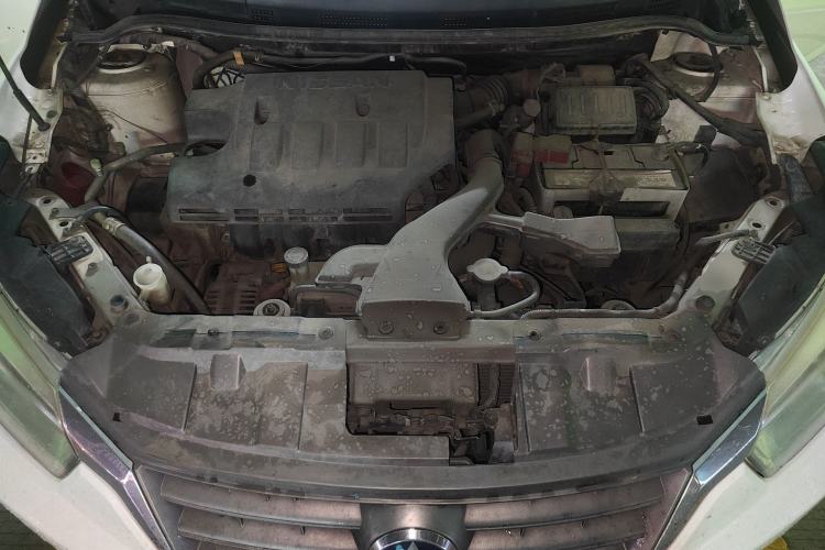 Used Venucia R50 2012 1.6L Automatic Comfort Edition Engine Bay