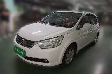 Used Venucia R50 2012 1.6L Automatic Prestige Edition