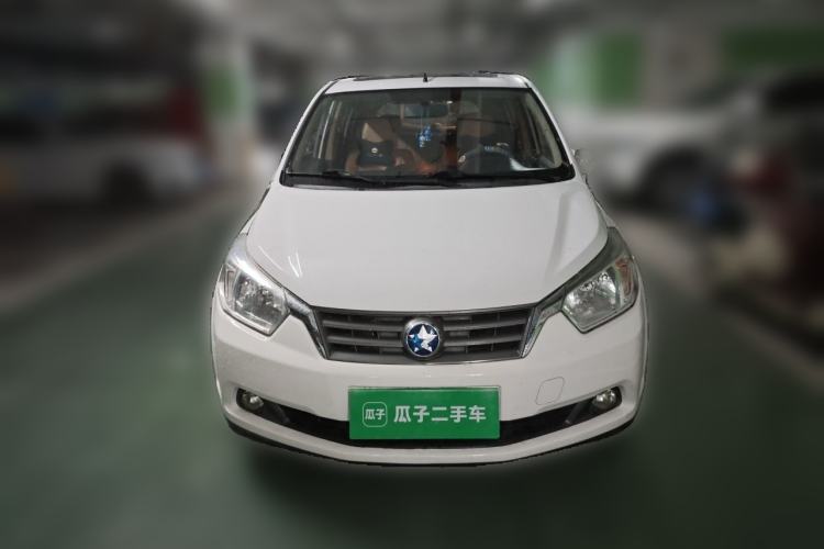 Used Venucia R50 2012 1.6L Automatic Prestige Edition Front