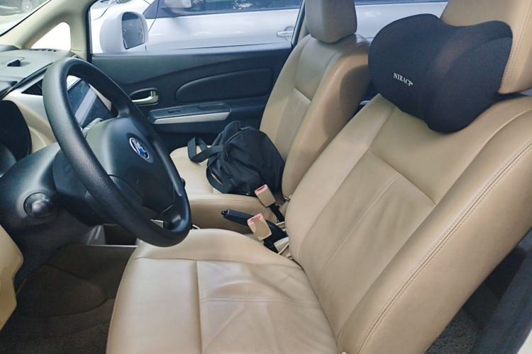 Used Venucia R50 2012 1.6L Manual Luxury Edition Left Front Seat