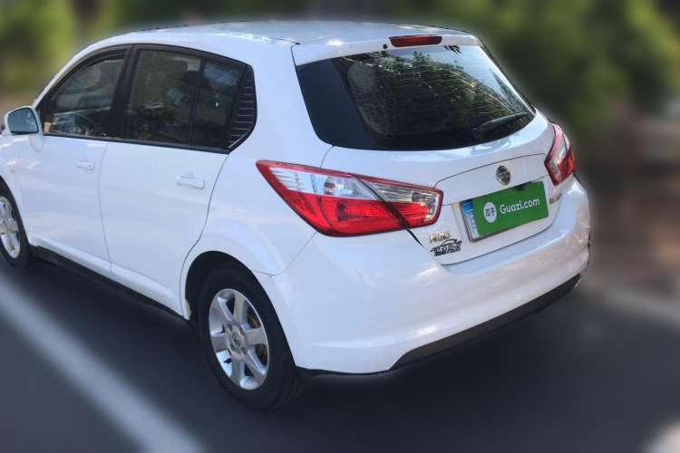 Used Venucia R50 2012 1.6L Automatic Prestige Edition Rear Left 45 Deg