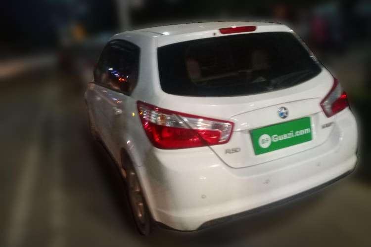 Used Venucia R50 2012 1.6L Manual Luxury Edition Rear Left 45 Deg