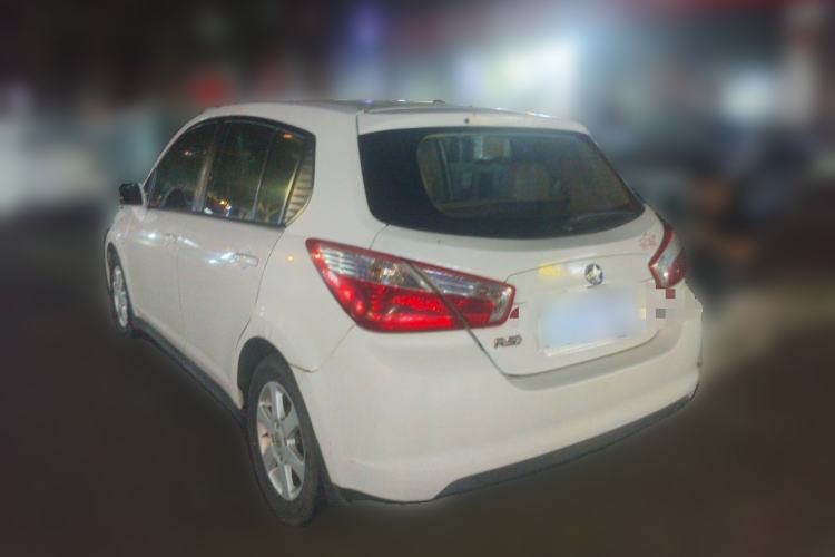Used Venucia R50 2012 1.6L Automatic Prestige Edition Rear Left 45 Deg