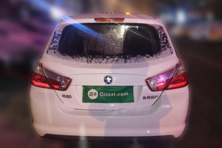 Used Venucia R50 2012 1.6L Automatic Comfort Edition Rear