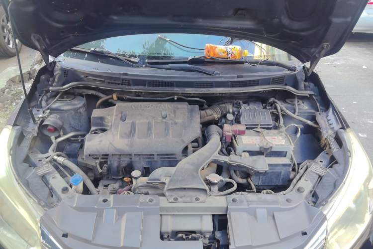 Used Venucia R50 2013 1.6L Manual Fashion Edition Engine Bay