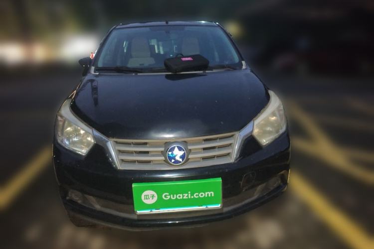 Used Venucia R50 2013 1.6L Manual Fashion Edition Front
