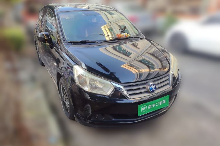 Used Venucia R50 2013 1.6L Manual Fashion Edition Front Right 45 Deg