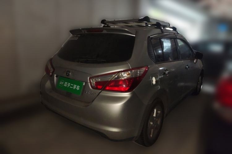 Used Venucia R50 2013 1.6L Automatic Luxury Edition Rear Right 45 Deg