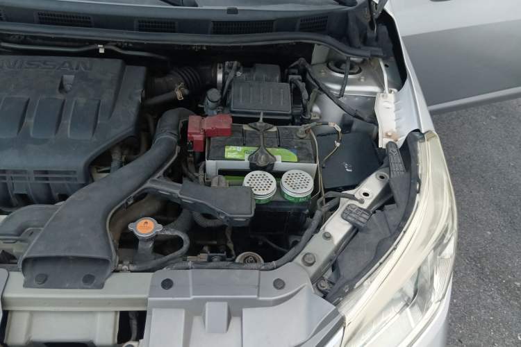 Used Venucia R50 2013 1.6L Manual Fashion Edition Engine Bay Left