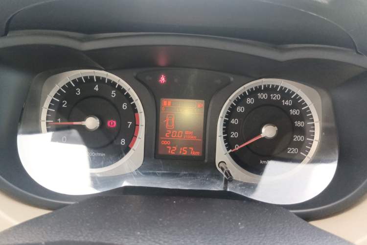 Used Venucia R50 2013 1.6L Manual Fashion Edition Instrument Cluster