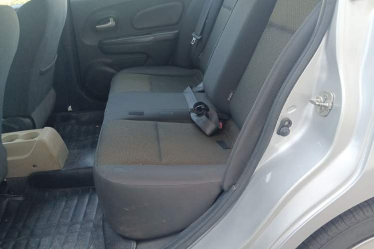 Used Venucia R50 2013 1.6L Manual Fashion Edition Left Rear Seat