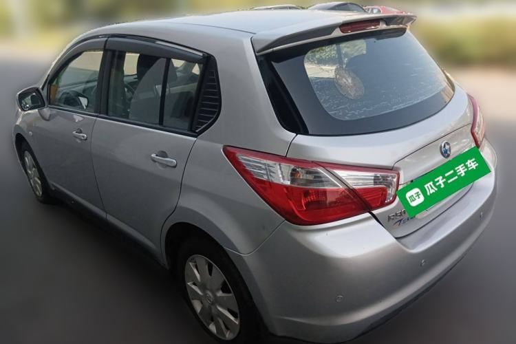Used Venucia R50 2013 1.6L Manual Fashion Edition Rear Left 45 Deg