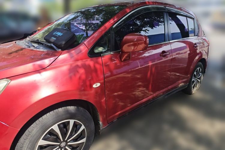 Used Venucia R50 2013 1.6L Manual Fashion Edition Guazi used car, China used car export, Used car for sale, Used cars, Cheapest cars for sale