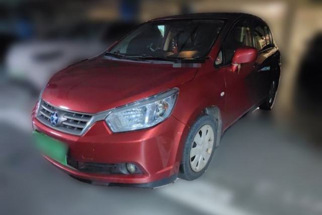 Used Venucia R50 2013 1.6L Automatic Fashion Edition