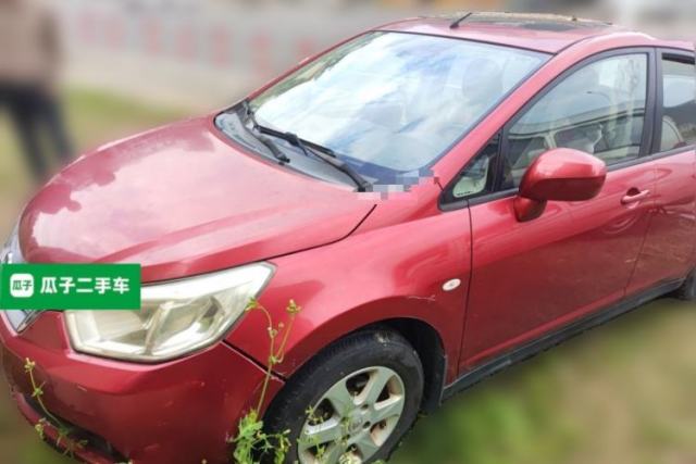 Used Venucia R50 2013 1.6L Automatic Luxury Edition