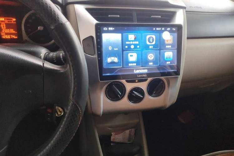 Used Venucia R50 2013 1.6L Manual Fashion Edition Audio And AC Panel