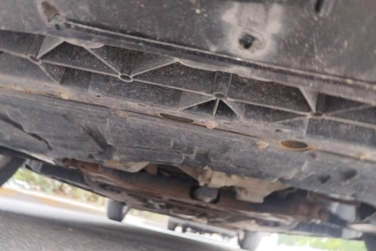 Used Venucia R50 2013 1.6L Manual Fashion Edition Chassis Front