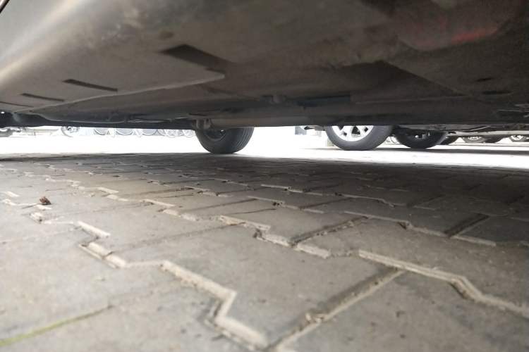 Used Venucia R50 2013 1.6L Automatic Fashion Edition Chassis Front Right