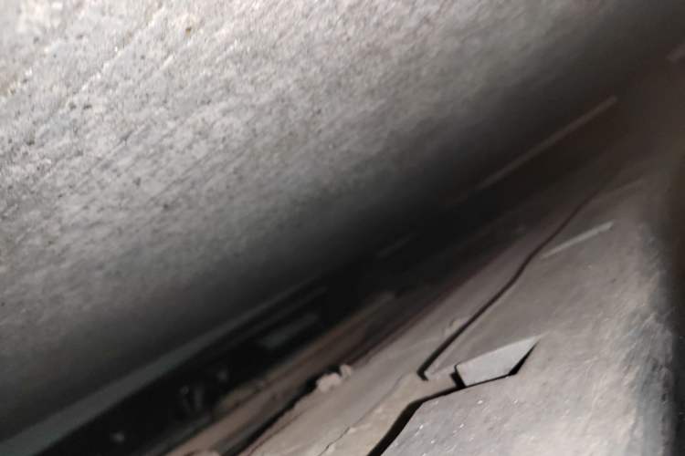 Used Venucia R50 2013 1.6L Manual Fashion Edition Chassis Front Right