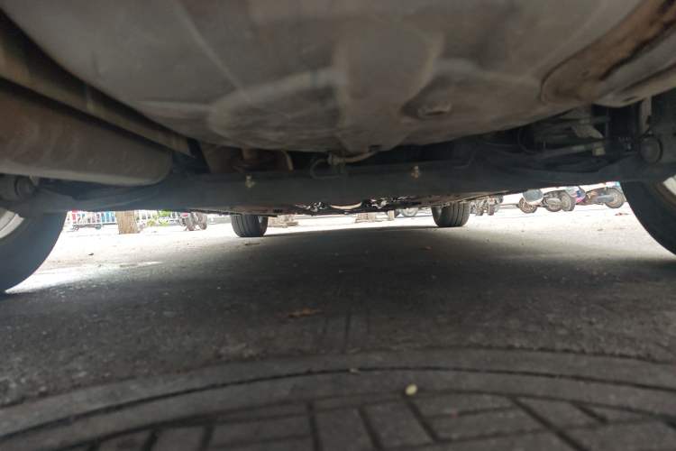 Used Venucia R50 2013 1.6L Manual Fashion Edition Chassis Rear
