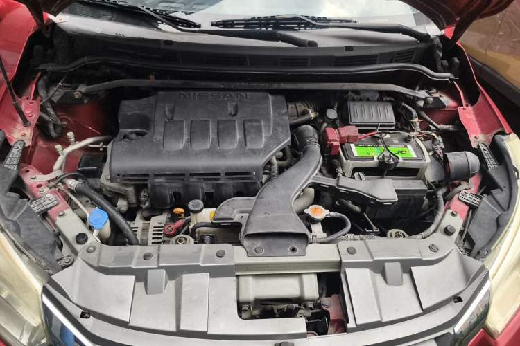 Used Venucia R50 2013 1.6L Automatic Fashion Edition Engine Bay