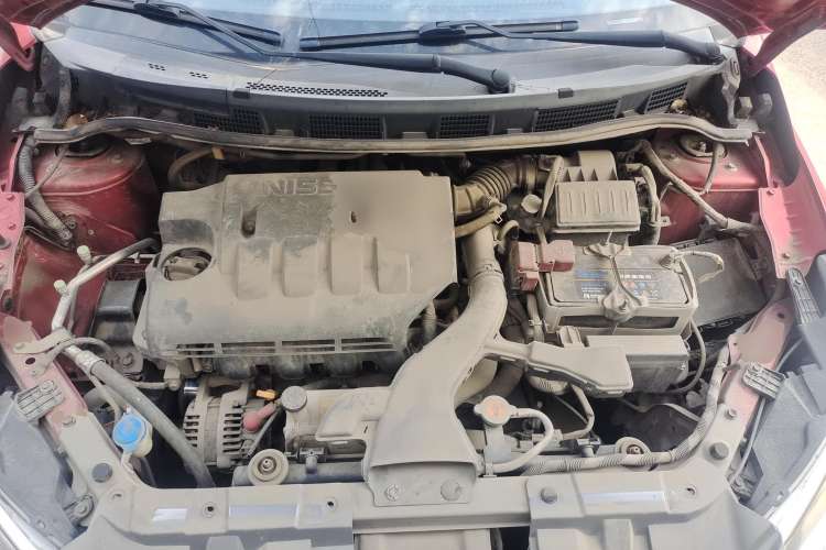 Used Venucia R50 2013 1.6L Automatic Fashion Edition Engine Bay