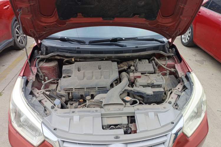 Used Venucia R50 2013 1.6L Manual Fashion Edition Engine Bay