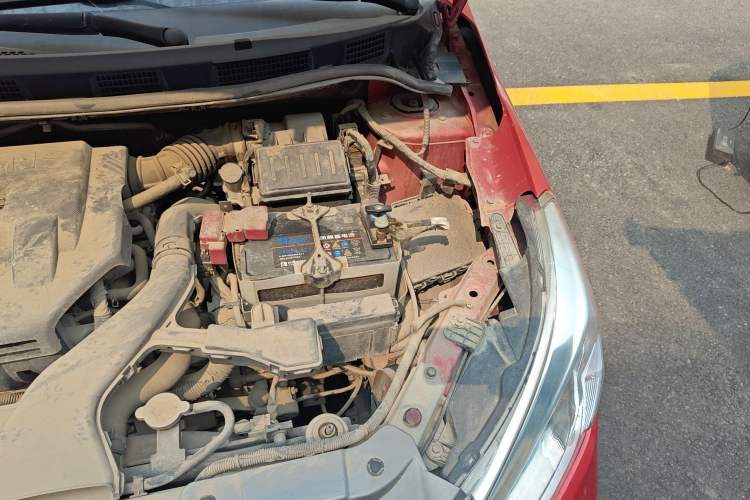 Used Venucia R50 2013 1.6L Manual Fashion Edition Engine Bay Left