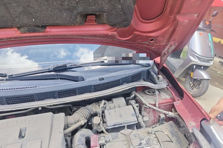 Used Venucia R50 2013 1.6L Manual Fashion Edition Engine Bay Left
