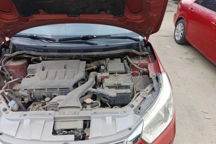 Used Venucia R50 2013 1.6L Manual Fashion Edition Engine Bay Left