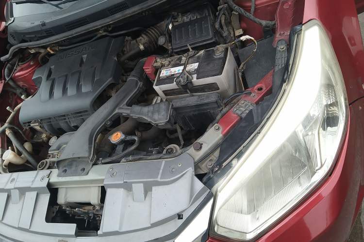 Used Venucia R50 2013 1.6L Manual Fashion Edition Engine Bay Left