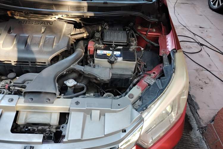 Used Venucia R50 2013 1.6L Automatic Fashion Edition Engine Bay Left