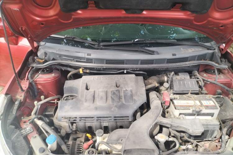 Used Venucia R50 2013 1.6L Automatic Fashion Edition Engine Bay Right