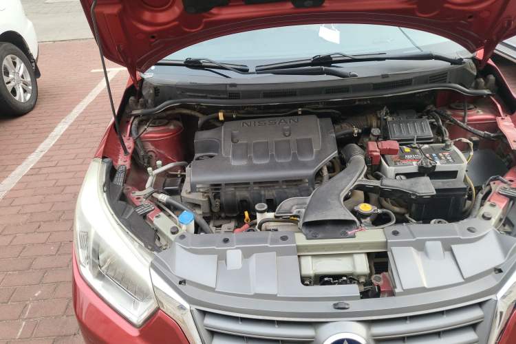 Used Venucia R50 2013 1.6L Manual Version with Beidou Navigation Engine Bay Right