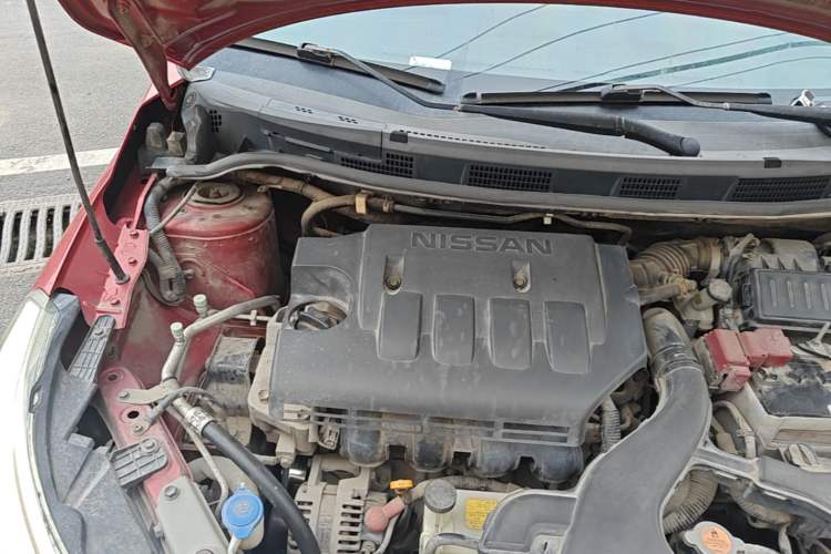 Used Venucia R50 2013 1.6L Manual Fashion Edition Engine Bay Right