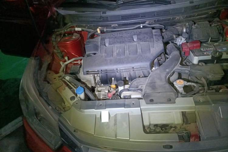 Used Venucia R50 2013 1.6L Manual Fashion Edition Engine Bay Right