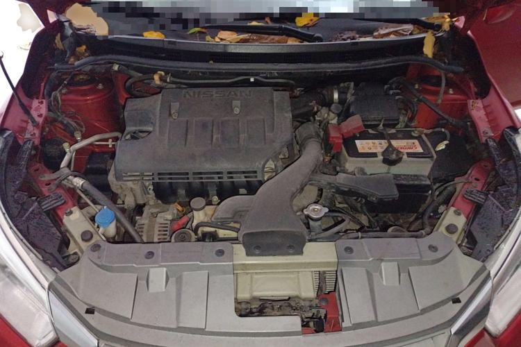 Used Venucia R50 2013 1.6L Automatic Luxury Edition Engine Bay