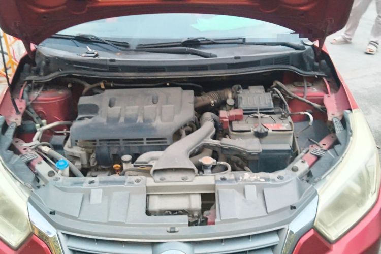 Used Venucia R50 2013 1.6L Manual Fashion Edition Engine Bay