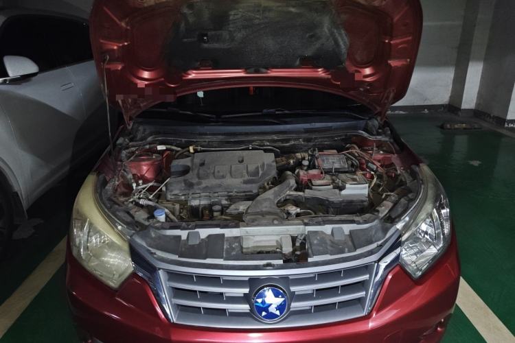 Used Venucia R50 2013 1.6L Automatic Fashion Edition Engine Bay
