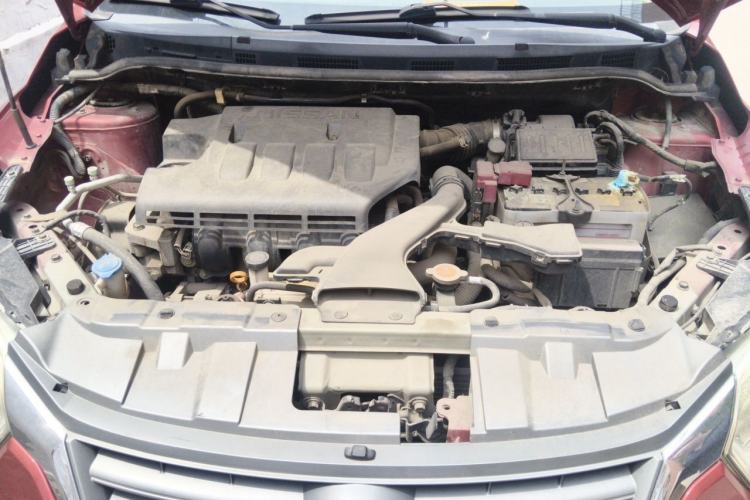 Used Venucia R50 2013 1.6L Manual Fashion Edition Engine Bay